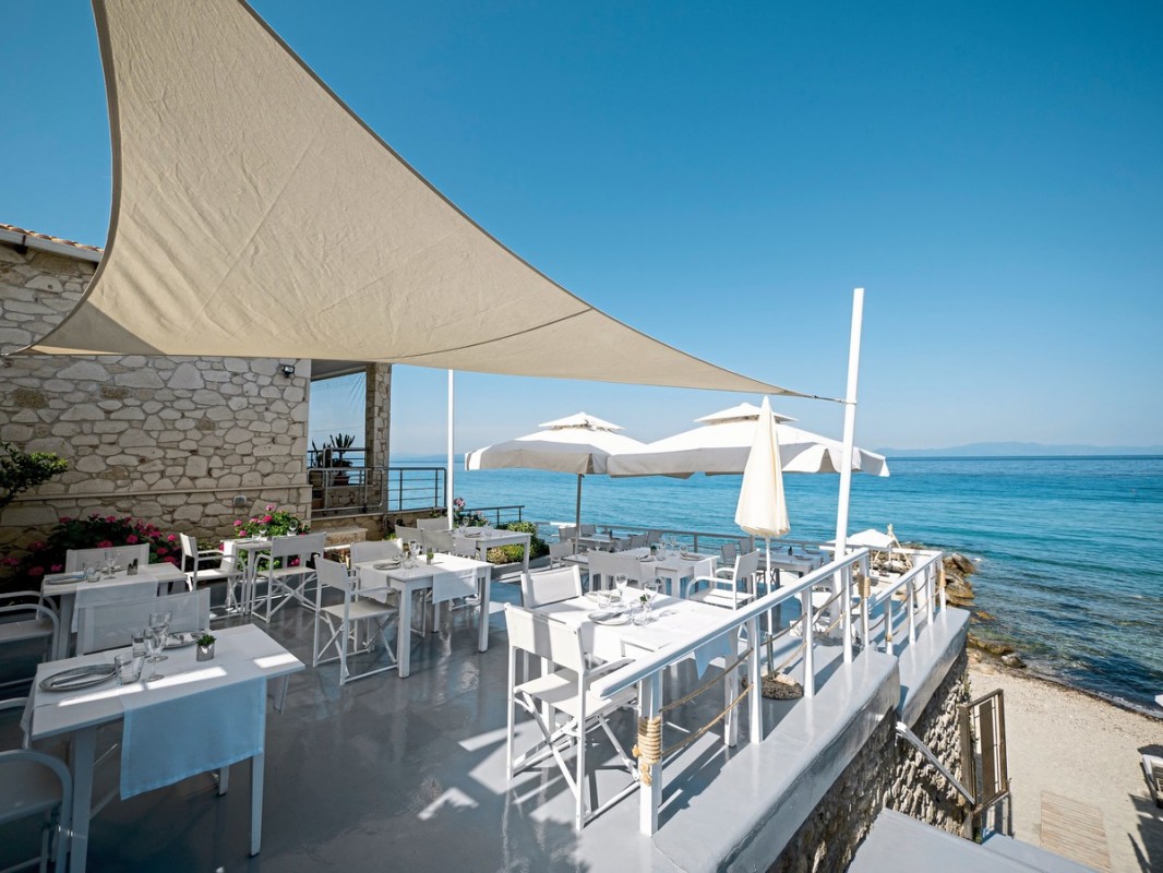 White Suites Resort