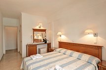 Olympia Beach - Wohnbeispiel Doppelzimmer Meerblick (Zimmercodierung D1M)