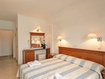Olympia Beach - Wohnbeispiel Doppelzimmer Meerblick (Zimmercodierung D1M)