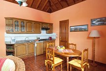 Villa & Casitas Caldera