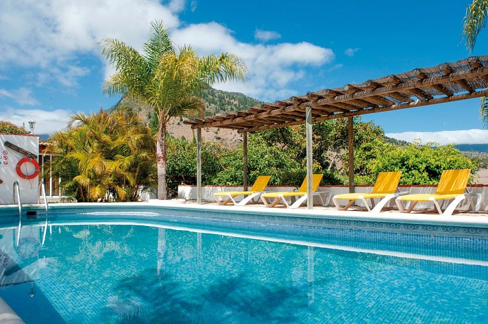 Villa & Casitas Caldera