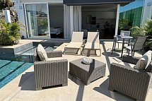Casitas J