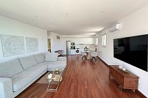 Casitas J