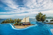 Amadria Park Camping Trogir (by Happy Camp)