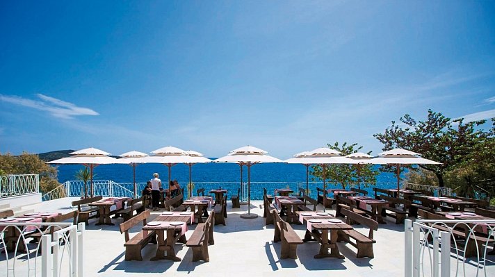 Amadria Park Camping Trogir (by Happy Camp)
