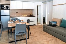 Camp Almissa - Wohnbeispiel Adria Superior (Zimmercodierungen BB7, BB3, CB2, BM1 & CB3)