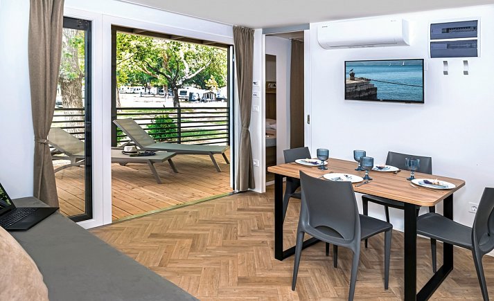 Camp Almissa - Wohnbeispiel MH Adria Mline 4+1 (C2) (Zimmercodierung BB7)