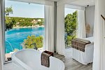 Gava Waterman Island Cottages