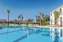 JAZ Fanara Resort & Residence
