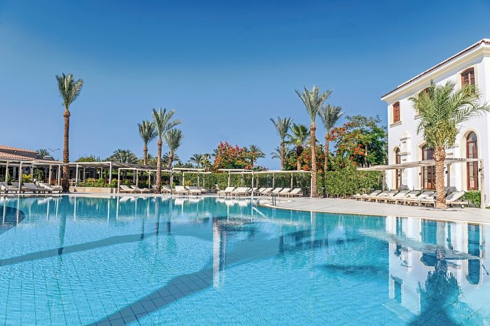 JAZ Fanara Resort & Residence