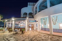 Reef Oasis Blue Bay Resort & Spa