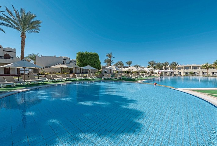 Reef Oasis Beach Resort
