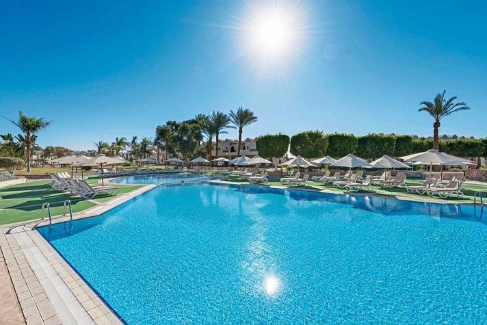 Reef Oasis Beach Resort