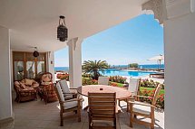 Reef Oasis Beach Resort