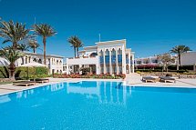 Reef Oasis Beach Resort