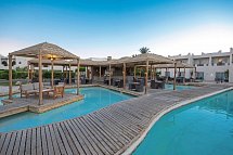 Reef Oasis Beach Resort