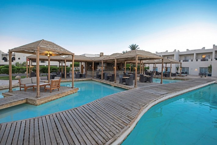 Reef Oasis Beach Resort