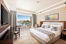 Pickalbatros Royal Moderna Resort - Sharm El Sheikh - Wohnbeispiel Juniorsuite Poolblick (Zimmercodierung J1P)