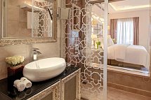 Rixos Premium Seagate - Beispiel Bad Doppelzimmer Premium seitlicher Meerblick (Zimmercodierungen DMM & DC5)