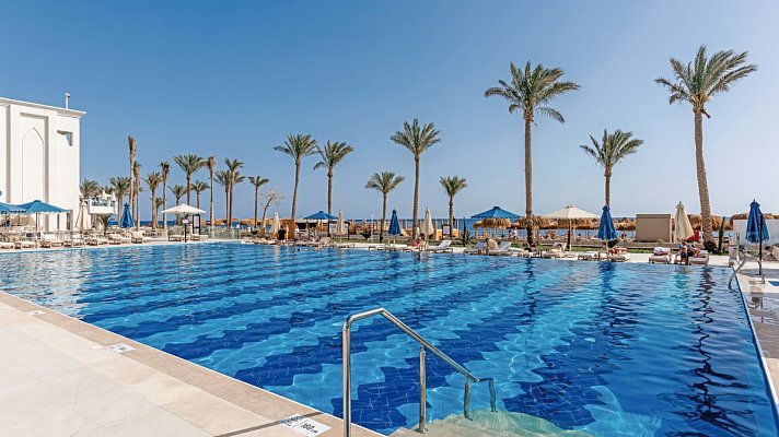SUNRISE Remal Beach Resort