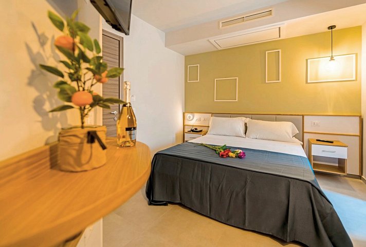 Eliseo Palace Tropea - Wohbeispiel Doppelzimmer (Zimmercodierung DB1)