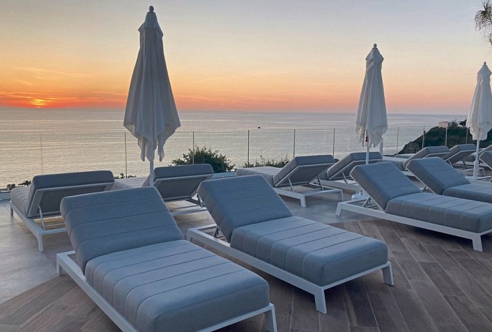 Midenza Seaside & Nature Retreat
