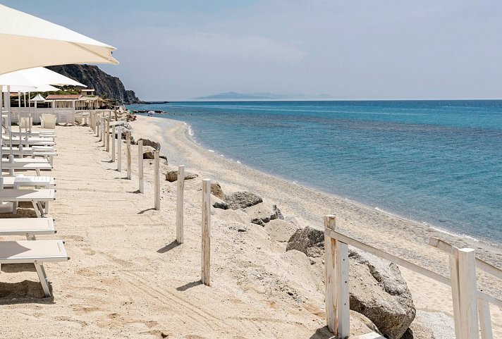 Midenza Seaside & Nature Retreat