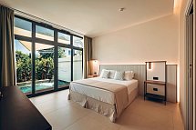ananea Tropea Yachting Resort - Wohnbeispiel Suite Privatpool (Zimmercodierung W1R)