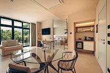 ananea Tropea Yachting Resort - Wohnbeispiel Suite Privatpool (Zimmercodierungen W1R & W2R)