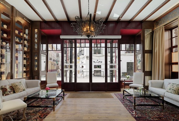 H10 Corregidor Boutique Hotel