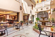 H10 Corregidor Boutique Hotel