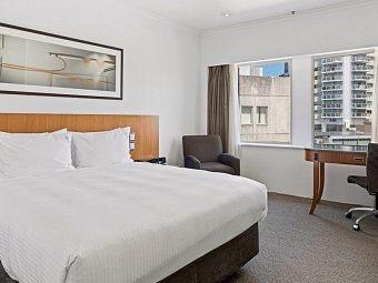 Holiday Inn Potts Point - Wohnbeispiel Standard Room (Zimmercodierung UG1)