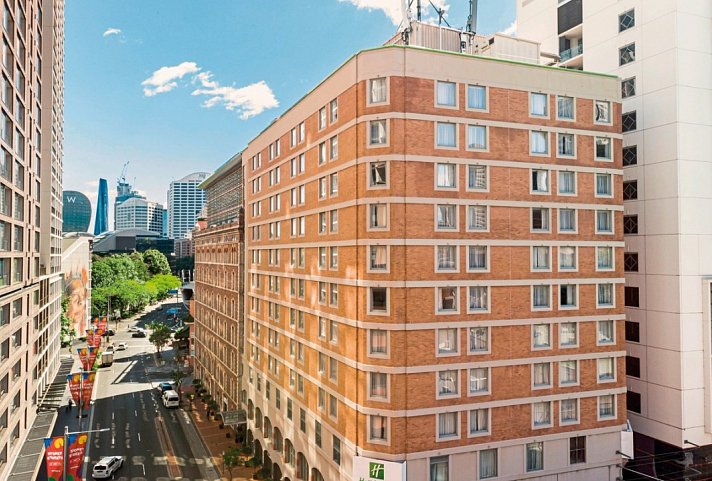 Furama Darling Harbour