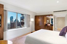 Amora Hotel Jamison Sydney - Wohnbeispiel Deluxe Corner King Room (Zimmercodierung UD2)