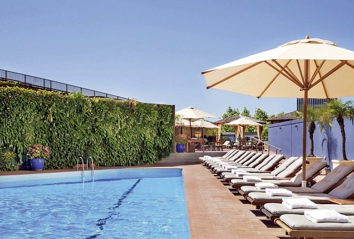 Four Seasons Hotel Sydney