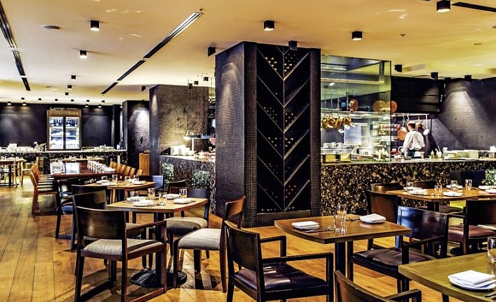 Four Seasons Hotel Sydney