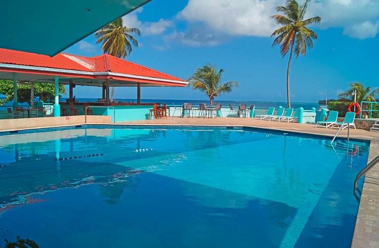 Crown Point Beach Hotel