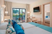 Jardín Tecina - Wohnbeispiel Familienzimmer mit Verbindungstür (Zimmercodierungen FV1 & FV2)