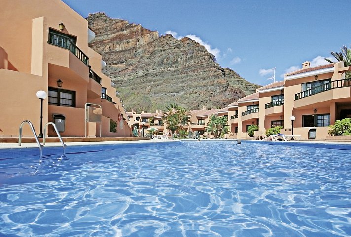 Tres Palmeras