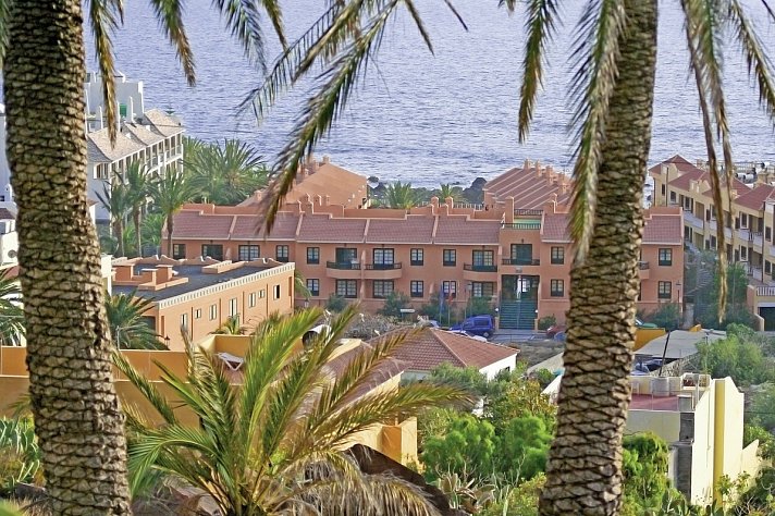 Tres Palmeras