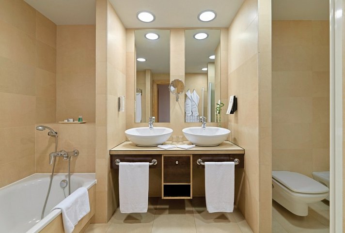 ADRIAN Hoteles Roca Nivaria Gran Hotel - Wohnbeispiel Doppelzimmer (Zimmercodierung DB1)