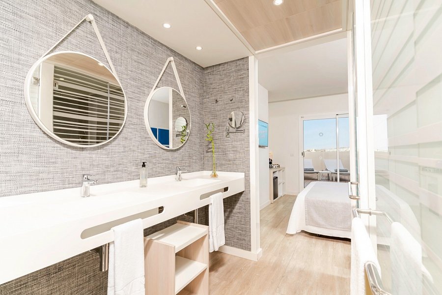 HOVIMA Cool Costa Adeje - Wohnbeispiel Doppelzimmer Excellence Panoramablick (Zimmercodierung DXN)
