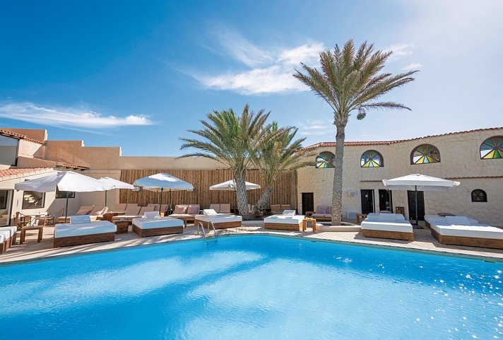 Playa Surf CBbC Hotel