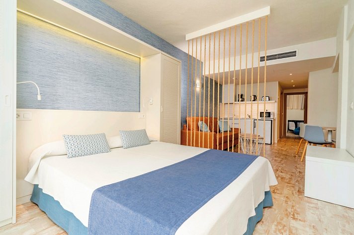 HOVIMA La Pinta Beachfront Family Hotel