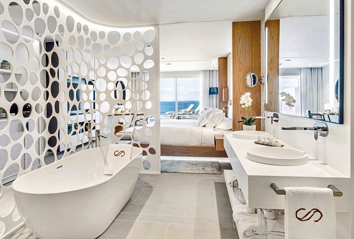 Royal Hideaway Corales Beach & Suites - Junior Suite Sea View (Zimmercodierung JSM)