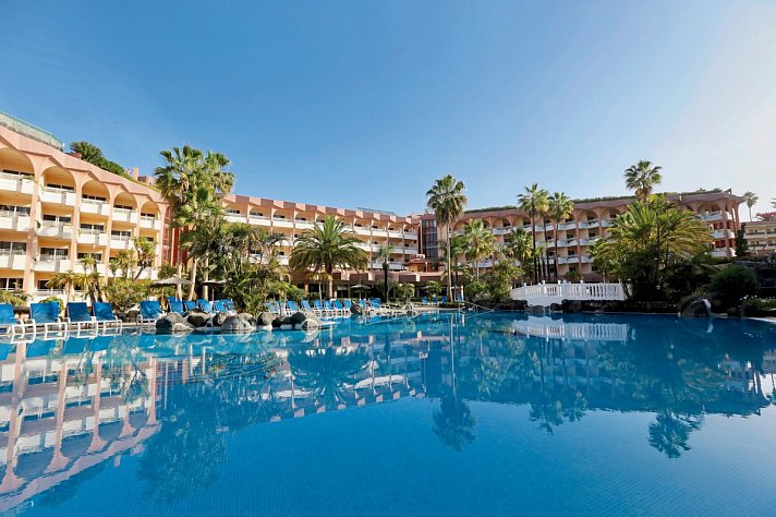 Puerto Palace