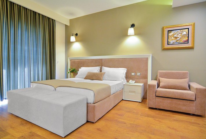 Sandy Beach Hotel - Wohnbeispiel Doppelzimmer Deluxe (Zimmercodierung DD1)