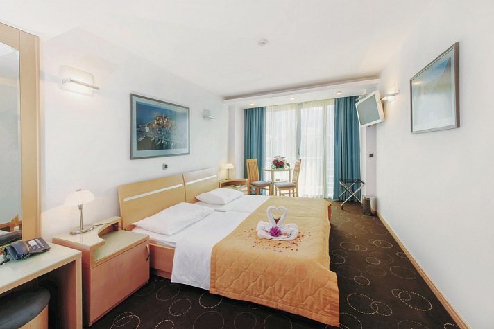 Montenegro Beach Resort