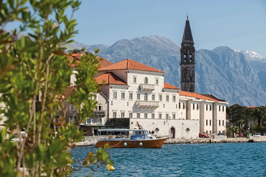 Heritage Grand Perast