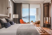 One&Only Portonovi, Montenegro - Wohnbeispiel Doppelzimmer Buchtblick (Zimmercodierung DB2)